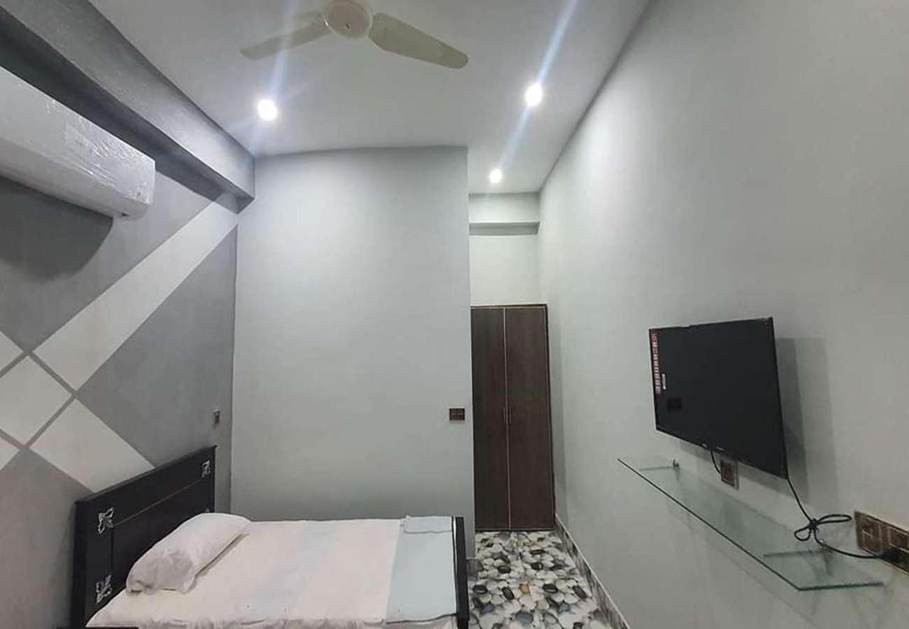 Al Qadir Residence 물탄 외부 사진