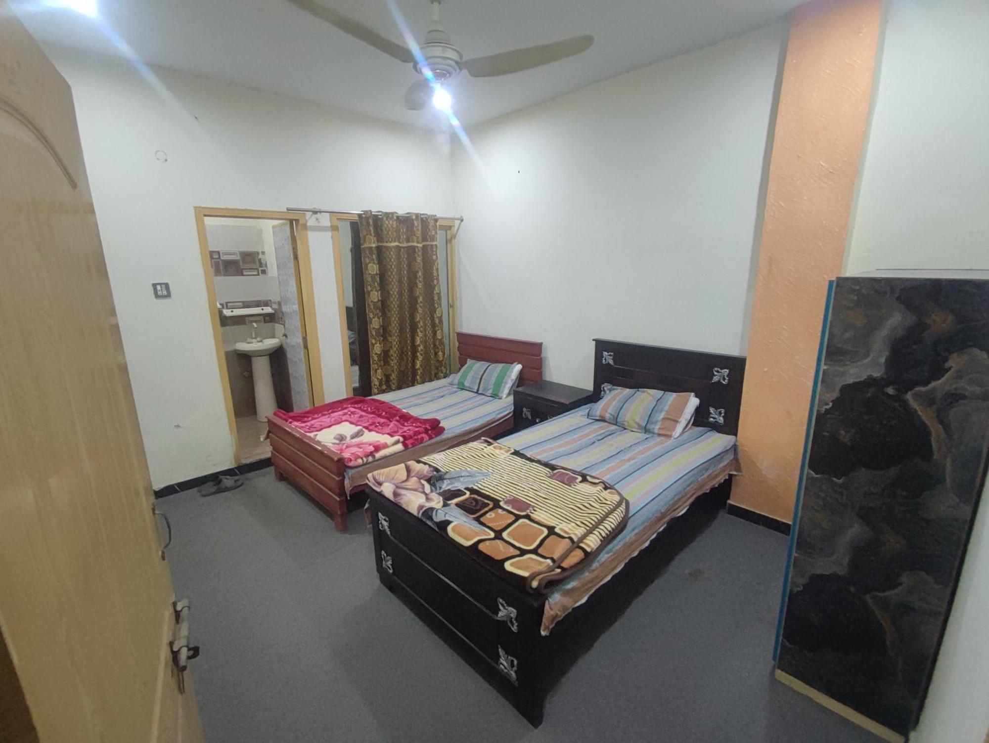 Al Qadir Residence 물탄 외부 사진